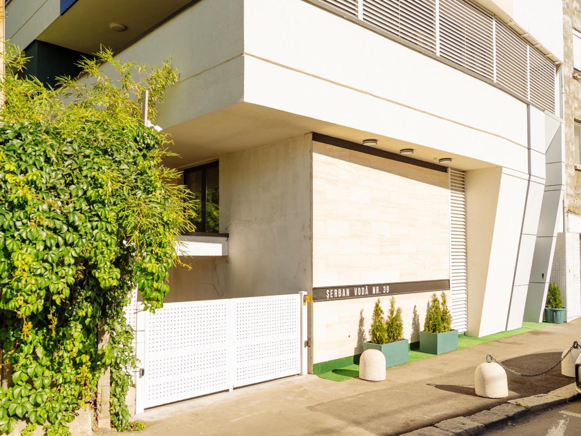 22 - New Building & Parking Bucureşti